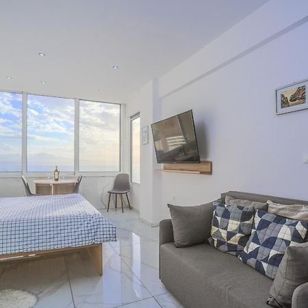 Ble Property Atlas Лутракі Екстер'єр фото